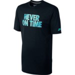 pánske tričká Nike Tee-Never On Time 619525-010